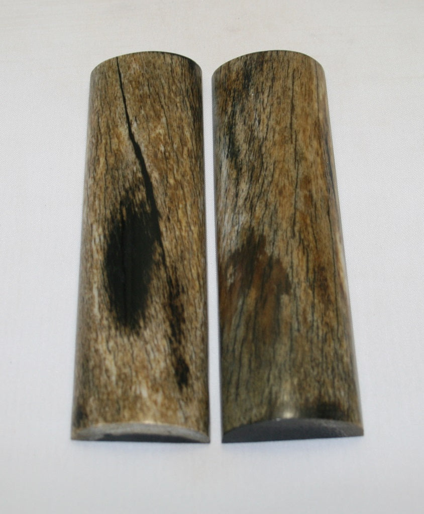 NB105VD79  Giraffe Bone Scales