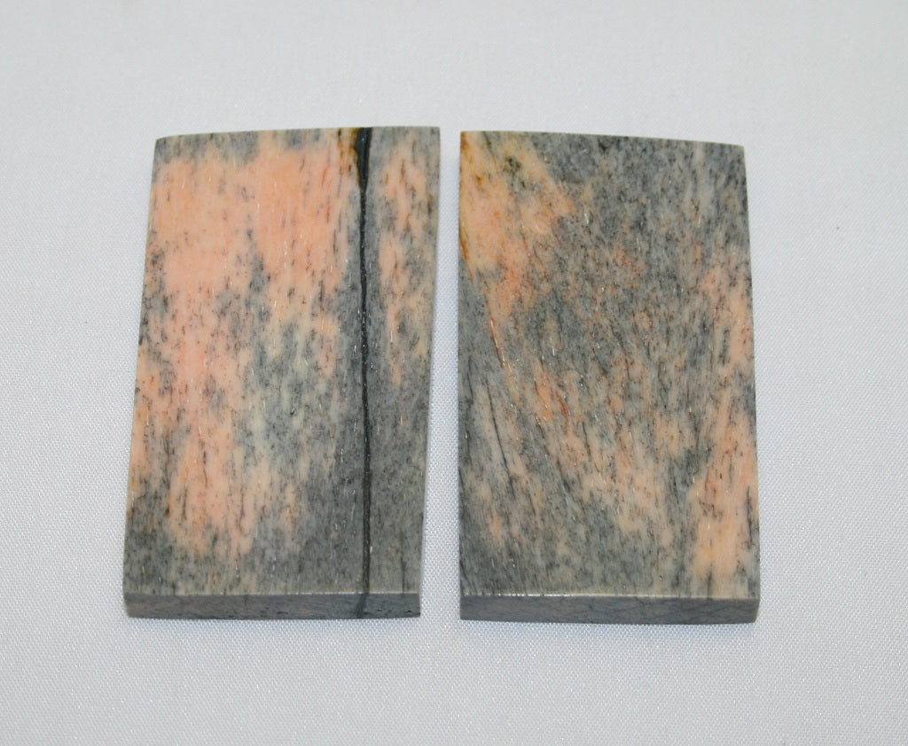 NB101LT12  Giraffe Bone Scales