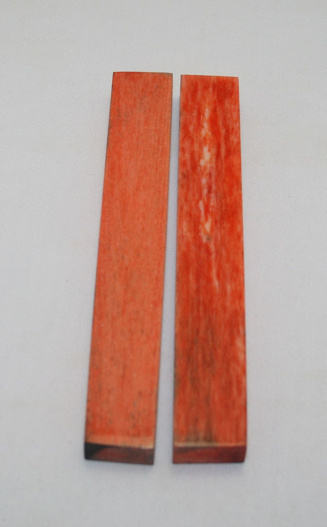 NB102AYA32  Giraffe Bone Scales