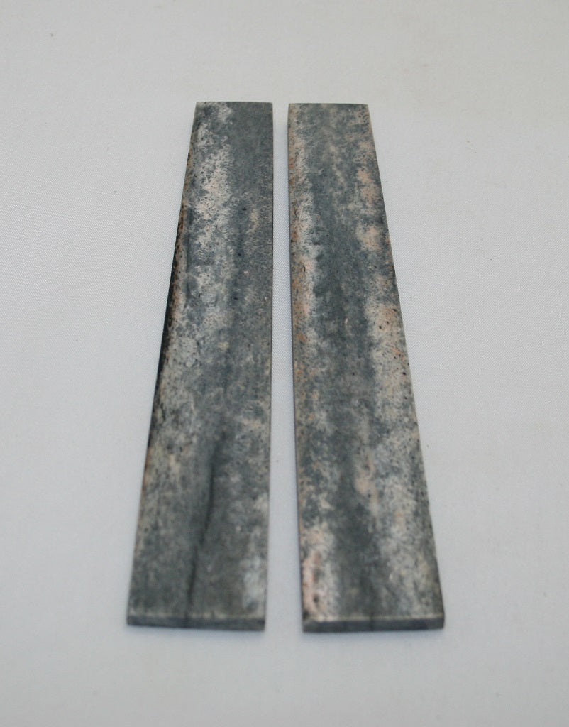 NB102AYA63  Giraffe Bone Scales