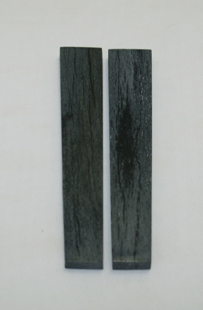 NB102LT19  Giraffe Bone Scales