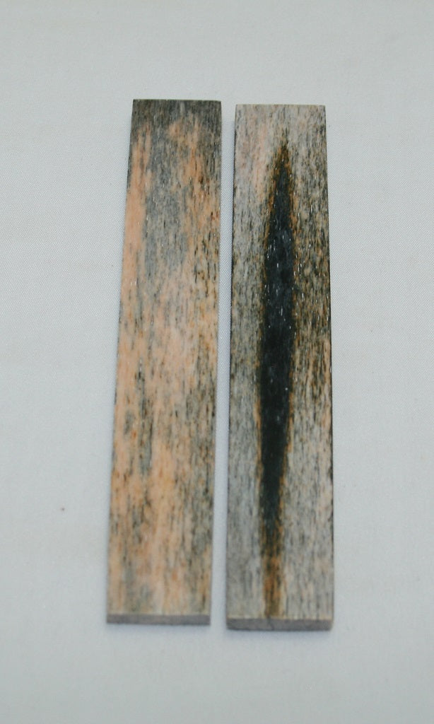 NB102LT23  Giraffe Bone Scales