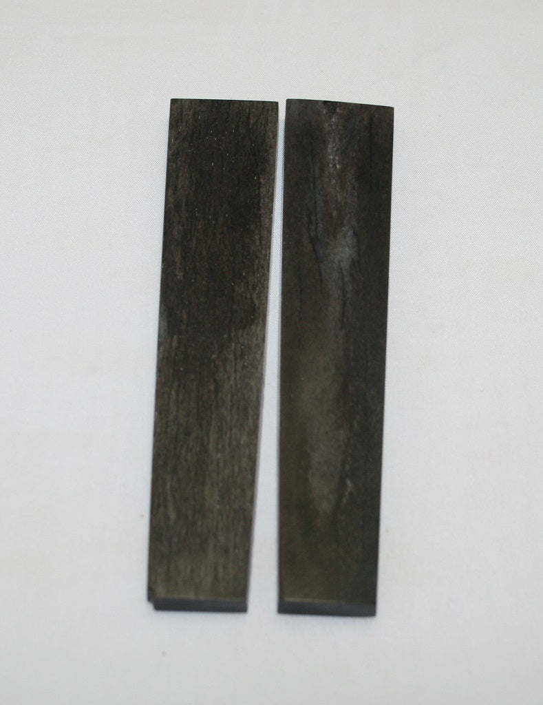 NB102LT49  Giraffe Bone Scales