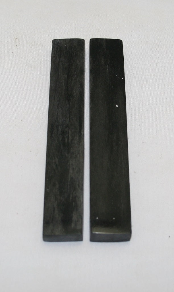 NB102MF32  Giraffe Bone Scales