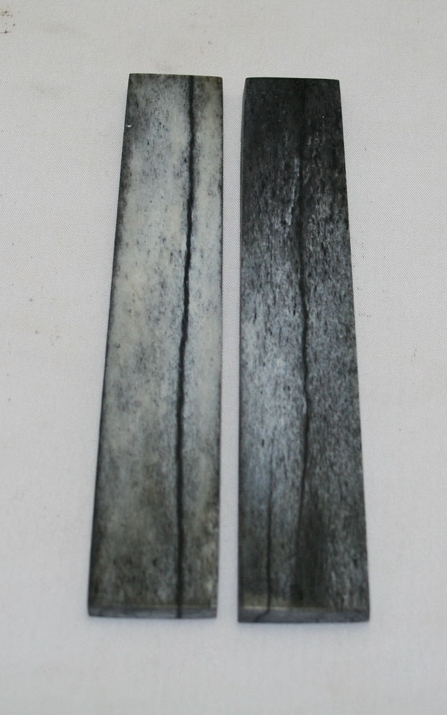 NB102MF37  Giraffe Bone Scales