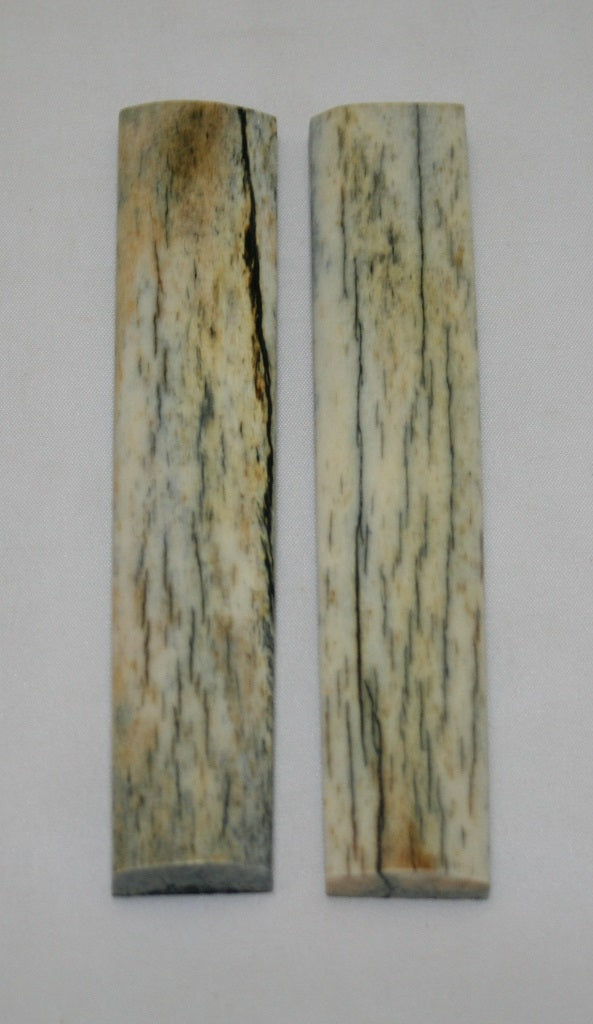 NB102MJ55  Giraffe Bone Scales