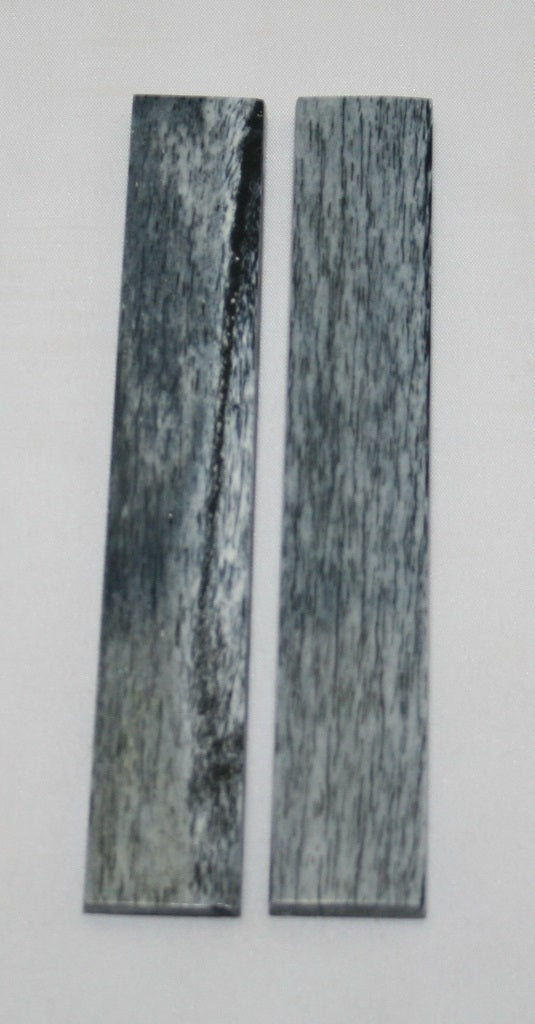 NB102MJ61  Giraffe Bone Scales