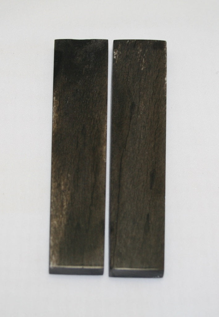 NB102MJ99  Giraffe Bone Scales