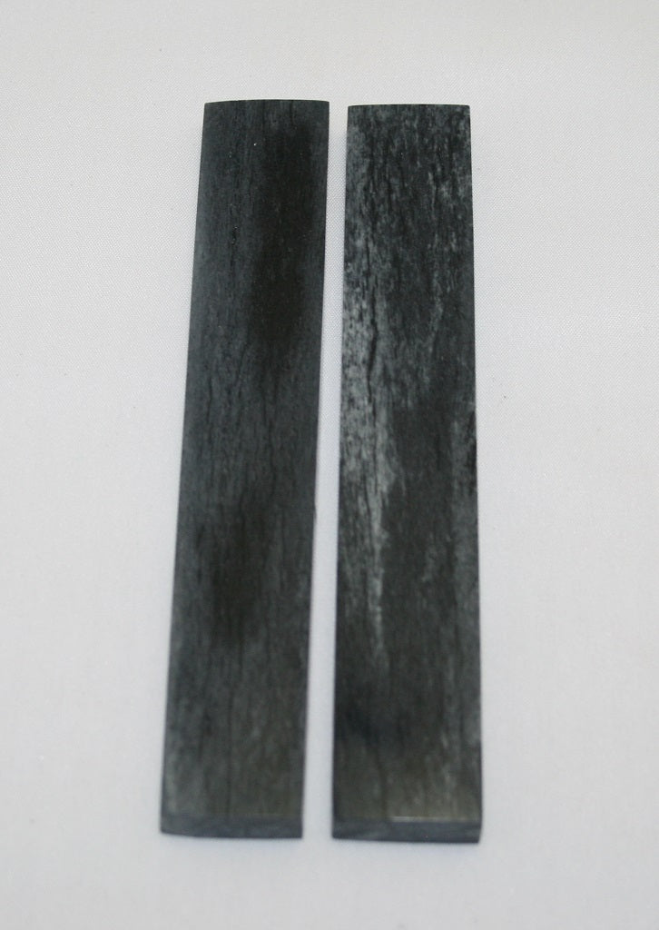 NB102NL28  Giraffe Bone Scales