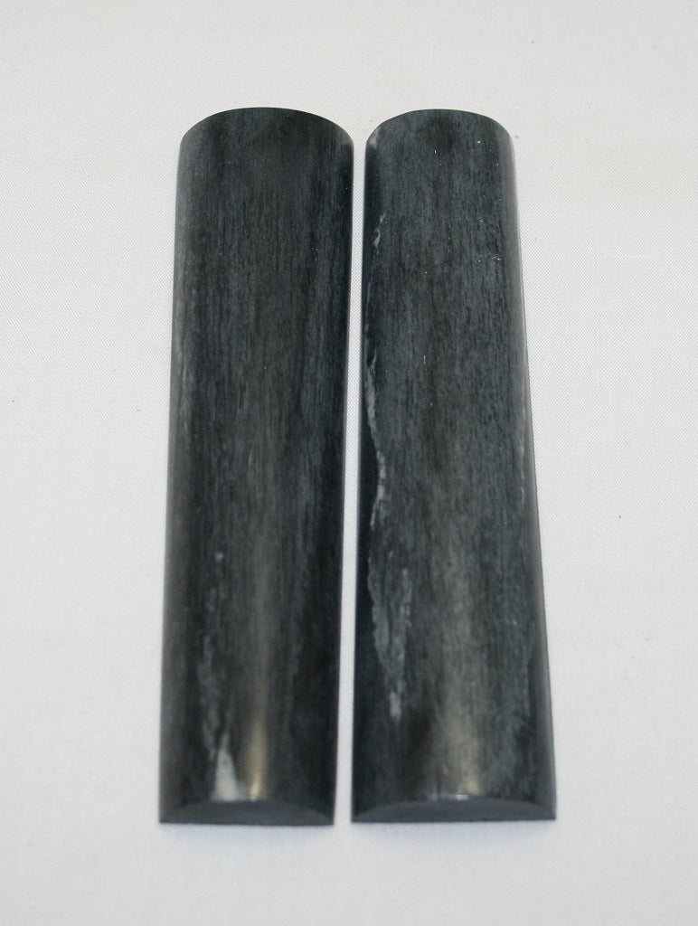 NB103AYA13 Giraffe Bone Scales