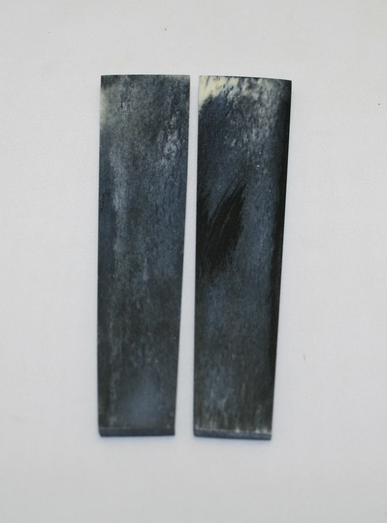 NB103LT151  Giraffe Bone Scales