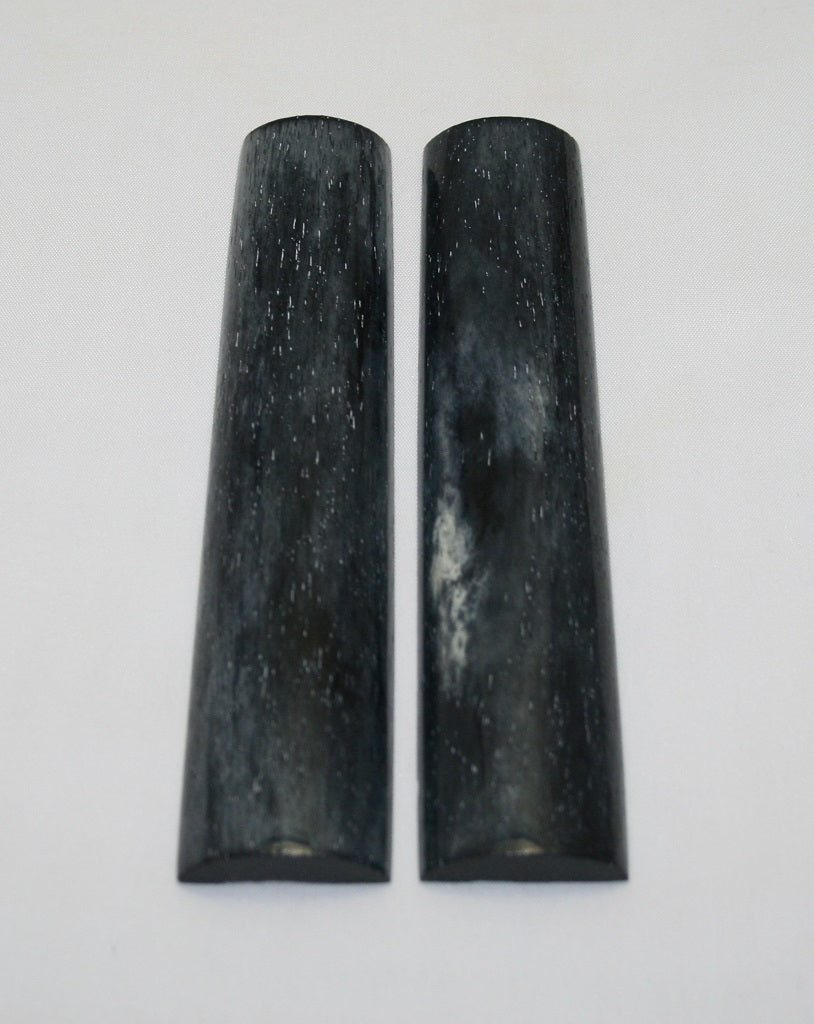 NB103LT37  Giraffe Bone Scales