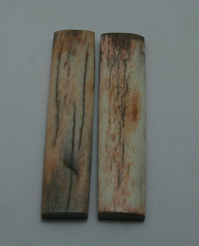 NB103LT3  Giraffe Bone Scales