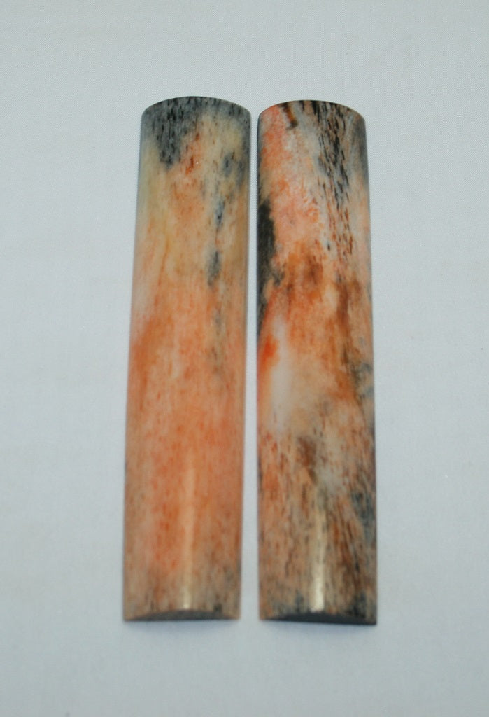 NB103LT61  Giraffe Bone Scales