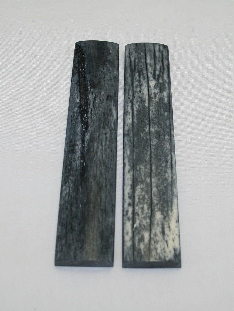 NB103LT68  Giraffe Bone Scales