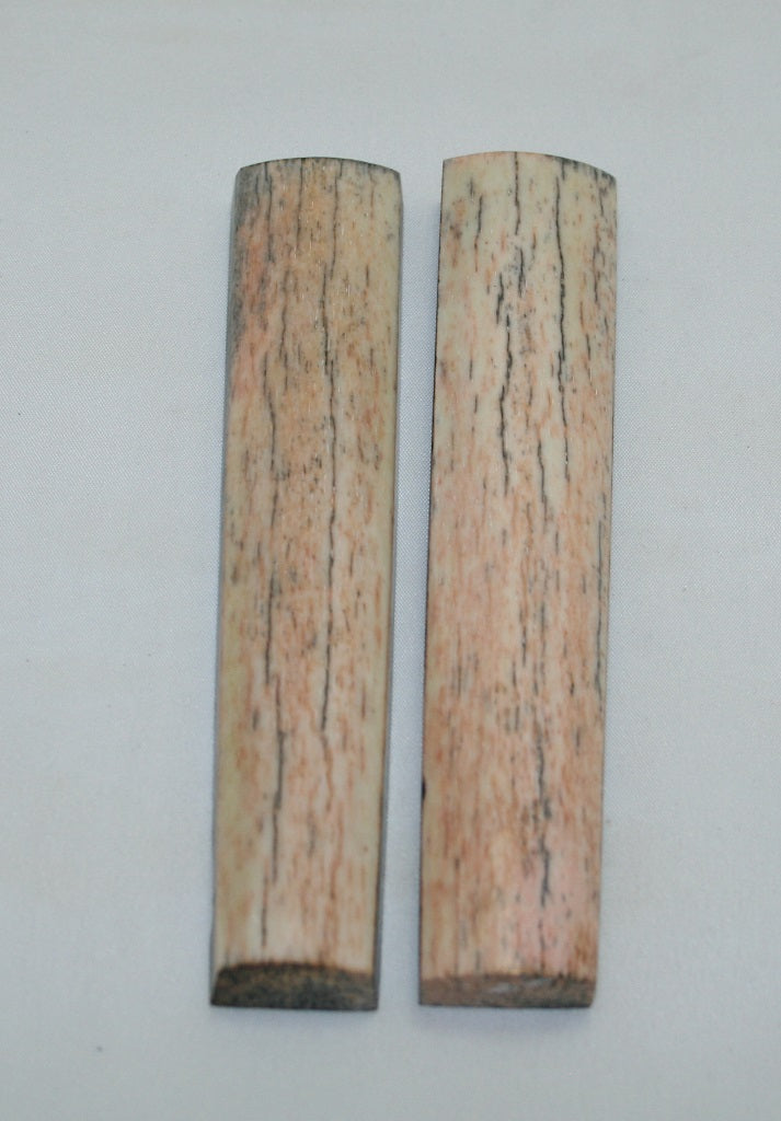 NB103LT93  Giraffe Bone Scales