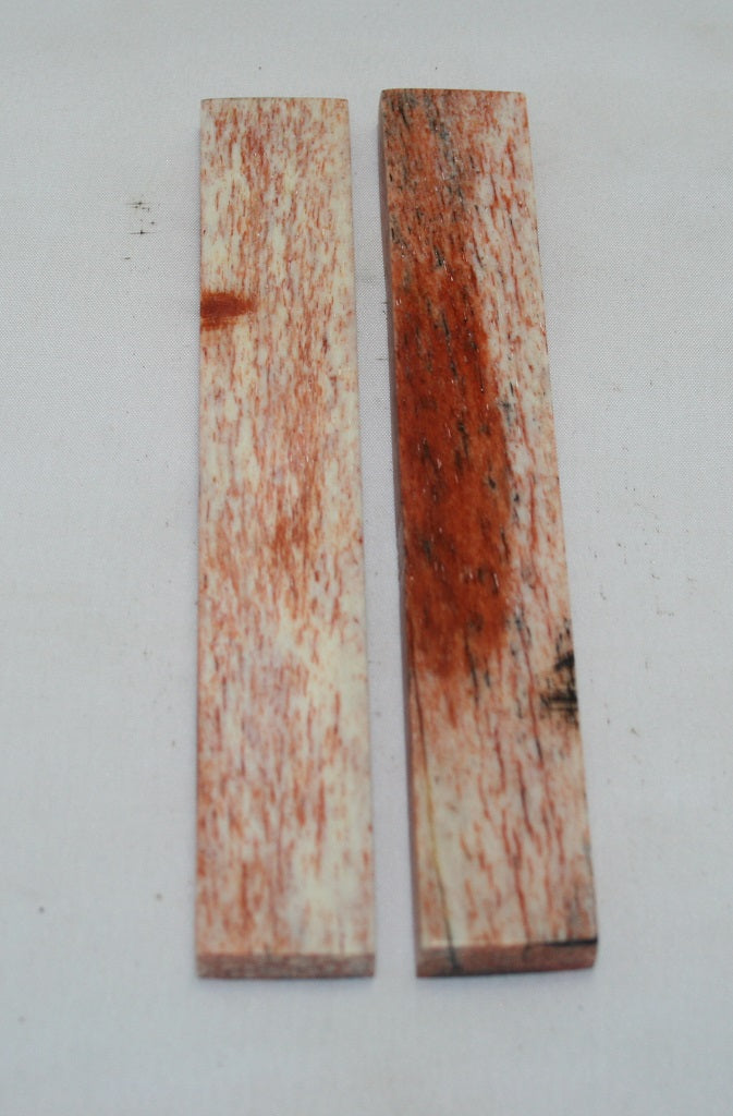 NB103MF102 Giraffe Bone Scales