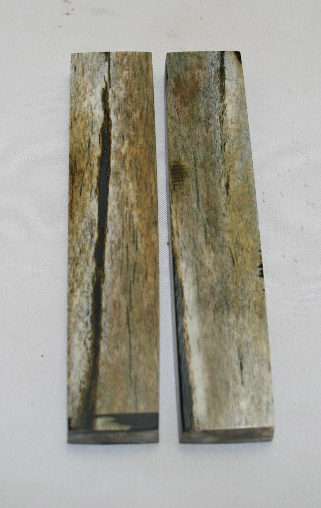 NB103MF60 Giraffe Bone Scales