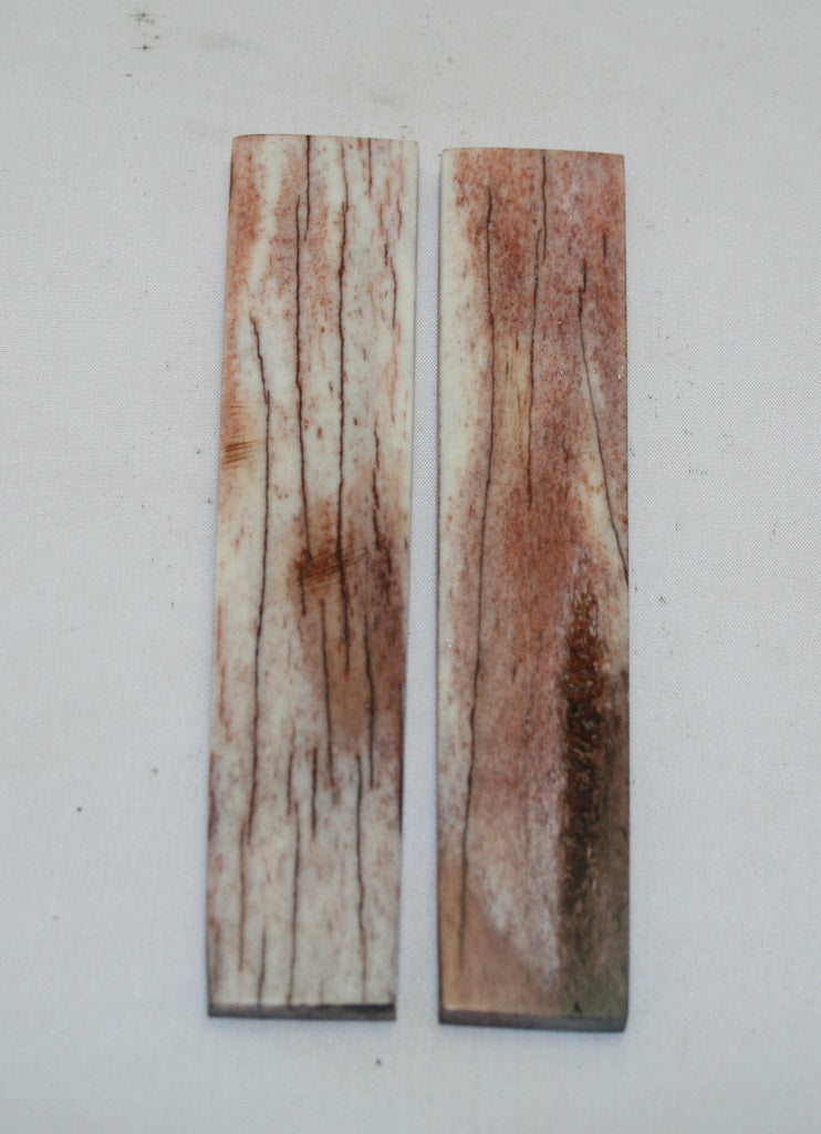 NB103MF64 Giraffe Bone Scales