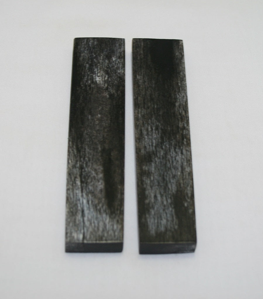 NB103MJ241 Giraffe Bone Scales