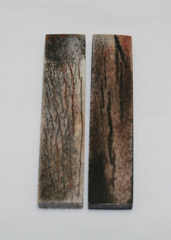 NB103MJ247 Giraffe Bone Scales