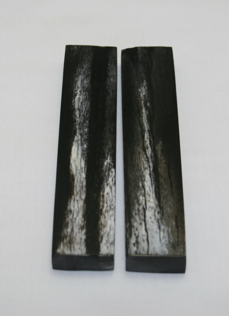 NB103MJ251 Giraffe Bone Scales