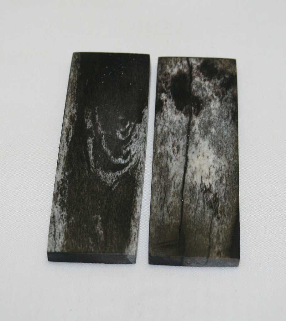 NB103MJ270 Giraffe Bone Scales