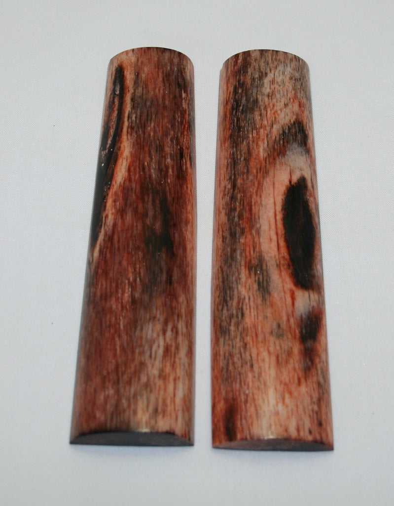 NB104AY17  Giraffe Bone Scales