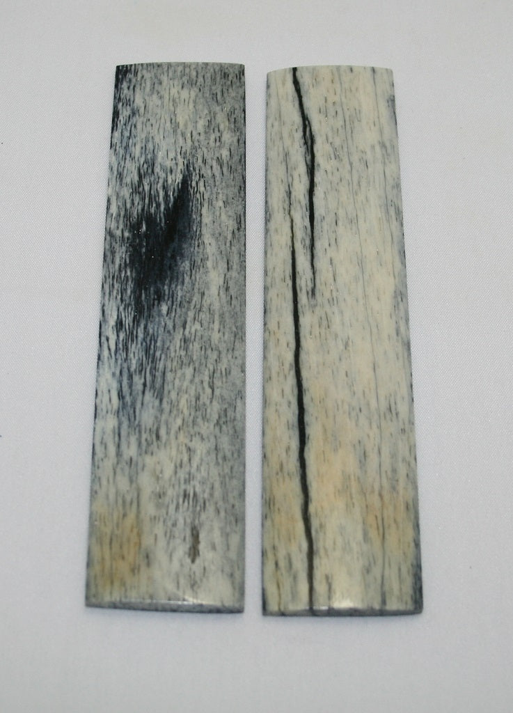 NB104AY20  Giraffe Bone Scales