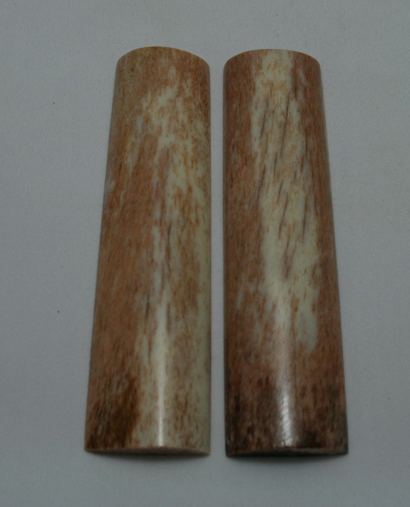 NB104AY5  Giraffe Bone Scales