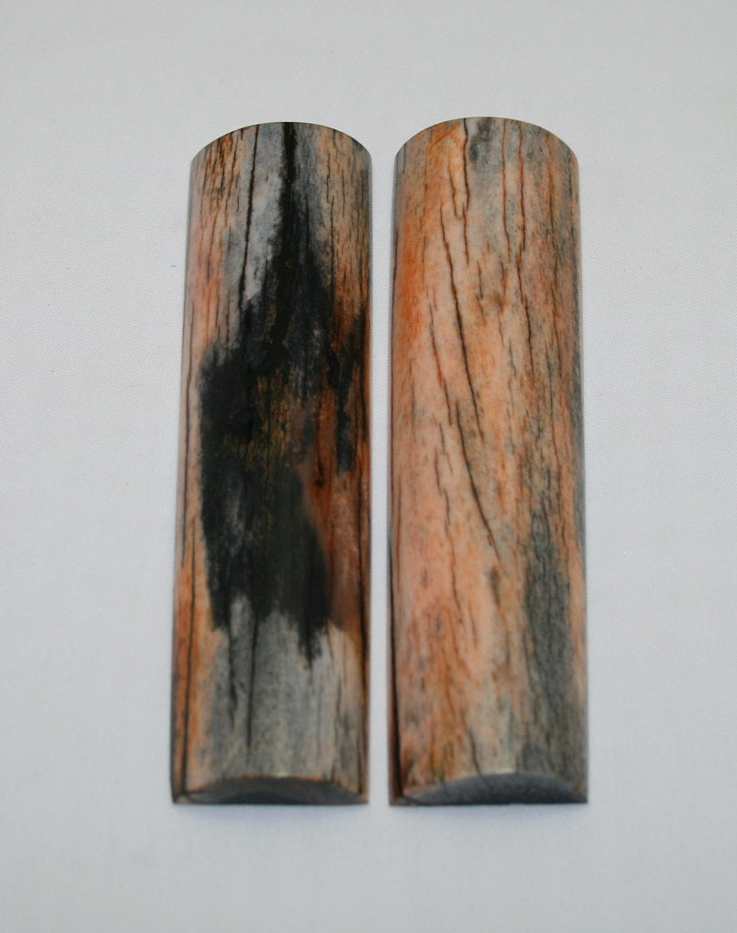 NB104LT12  Giraffe Bone Scales