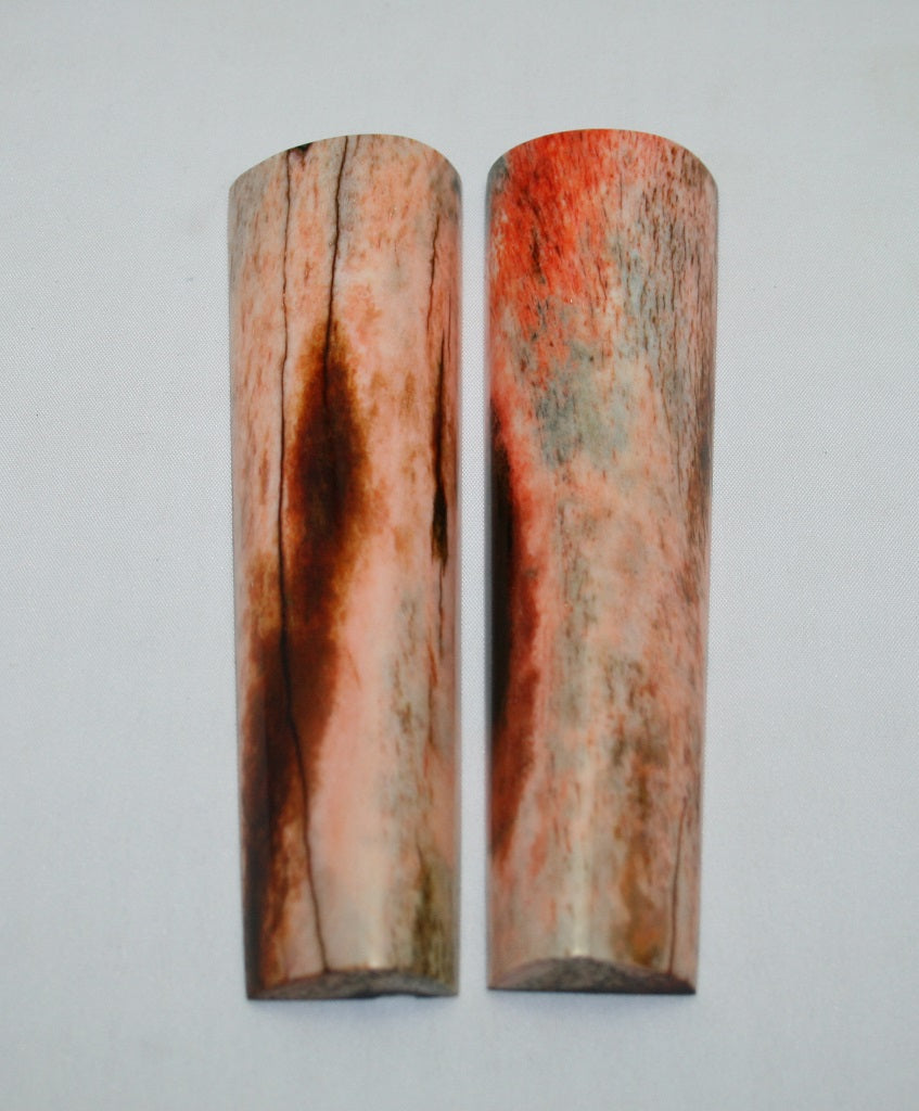 NB104LT14  Giraffe Bone Scales