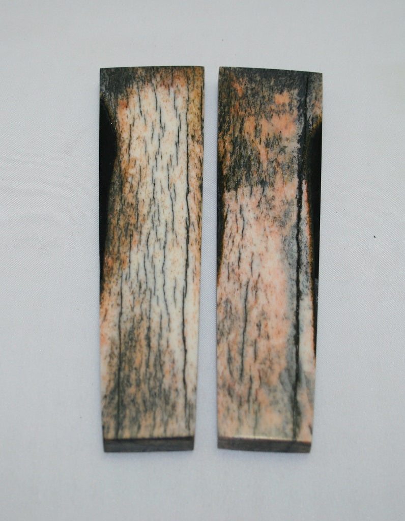 NB104LT26  Giraffe Bone Scales