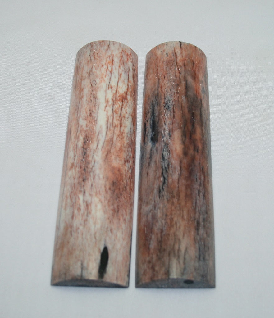 NB104LT38  Giraffe Bone Scales