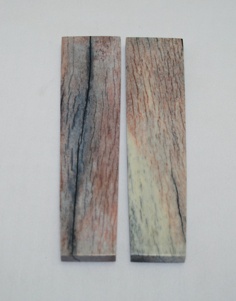 NB104LT39  Giraffe Bone Scales