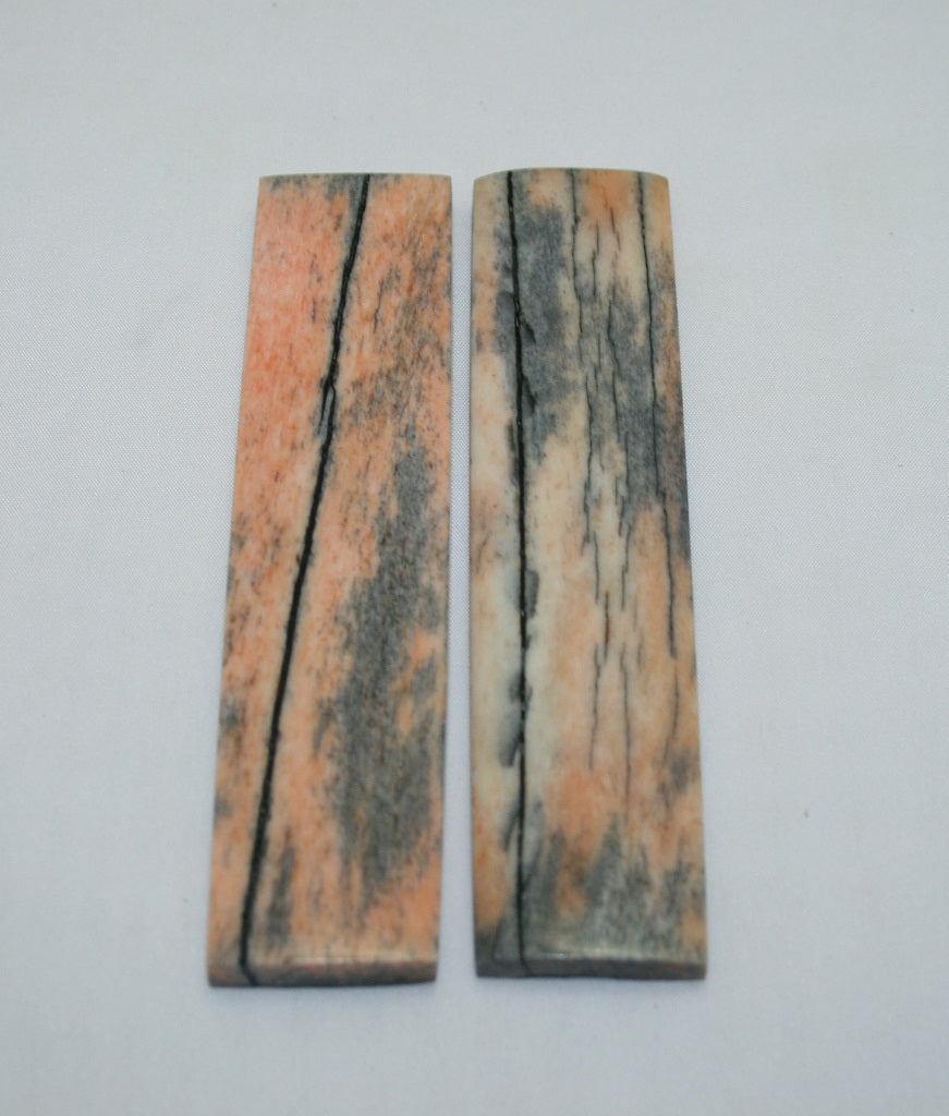 NB104LT44  Giraffe Bone Scales