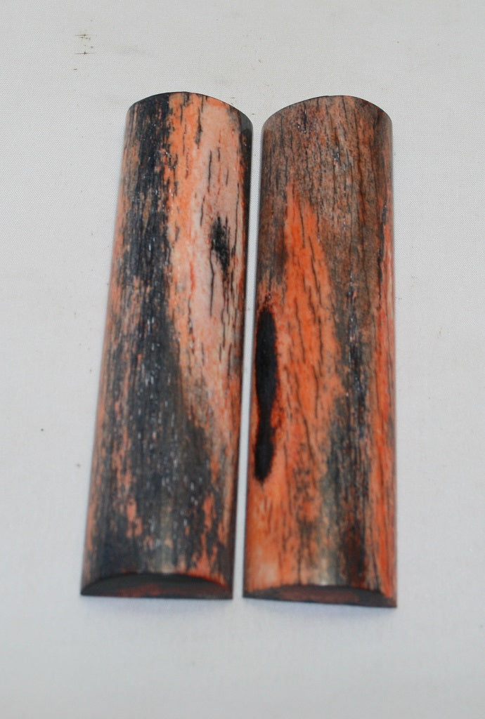 NB104MF63  Giraffe Bone Scales