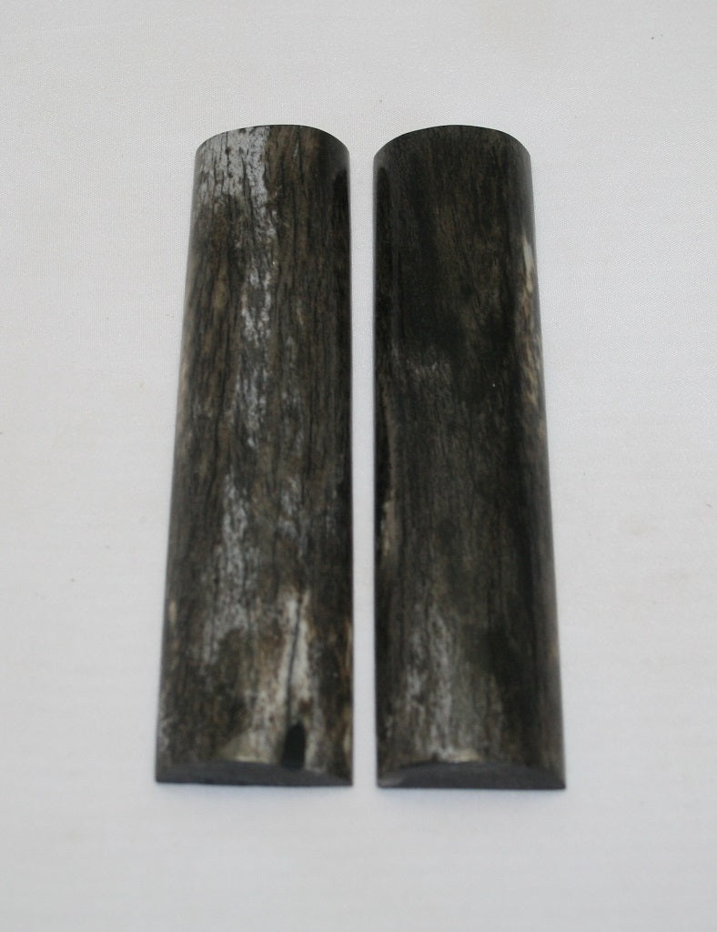 NB104MJ103  Giraffe Bone Scales