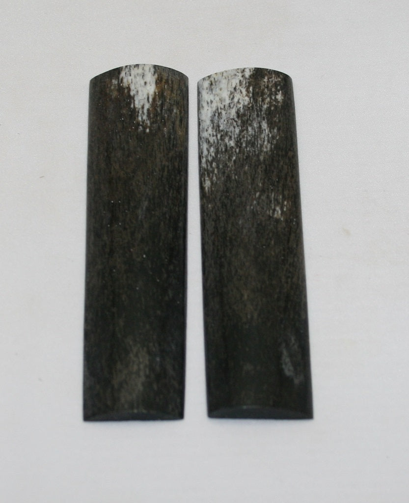 NB104MJ111  Giraffe Bone Scales