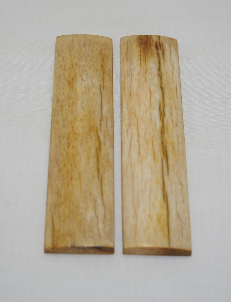 NB104MJ127  Giraffe Bone Scales