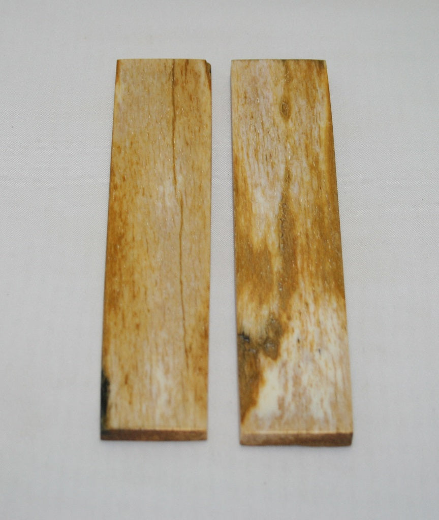 NB104MJ129  Giraffe Bone Scales