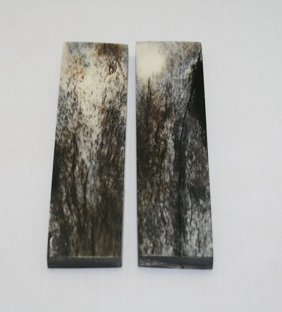 NB104MJ140  Giraffe Bone Scales