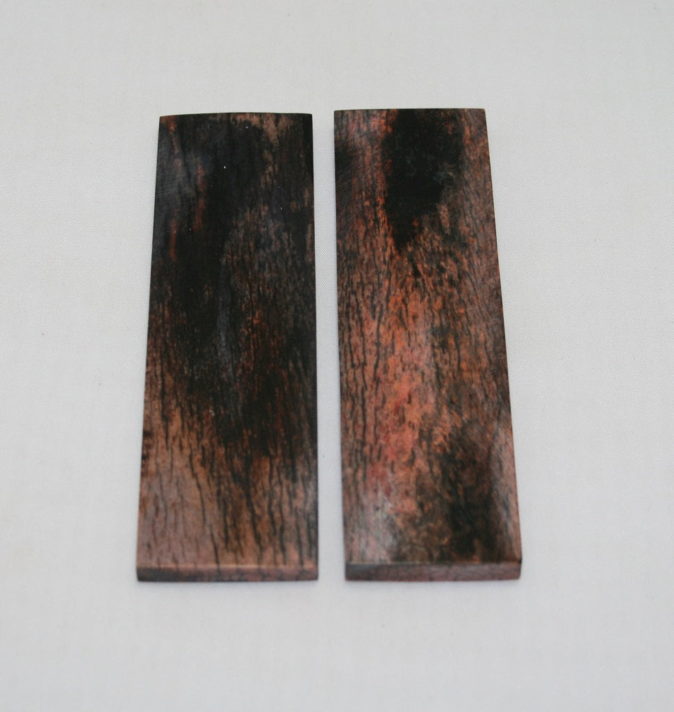 NB104MJ146  Giraffe Bone Scales