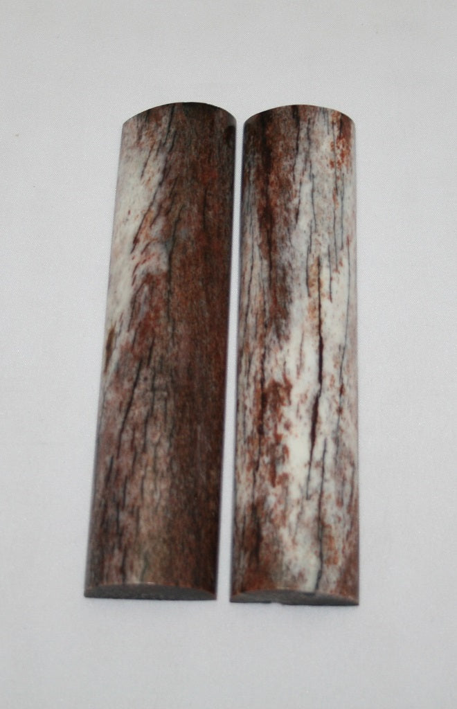 NB104MJ15  Giraffe Bone Scales