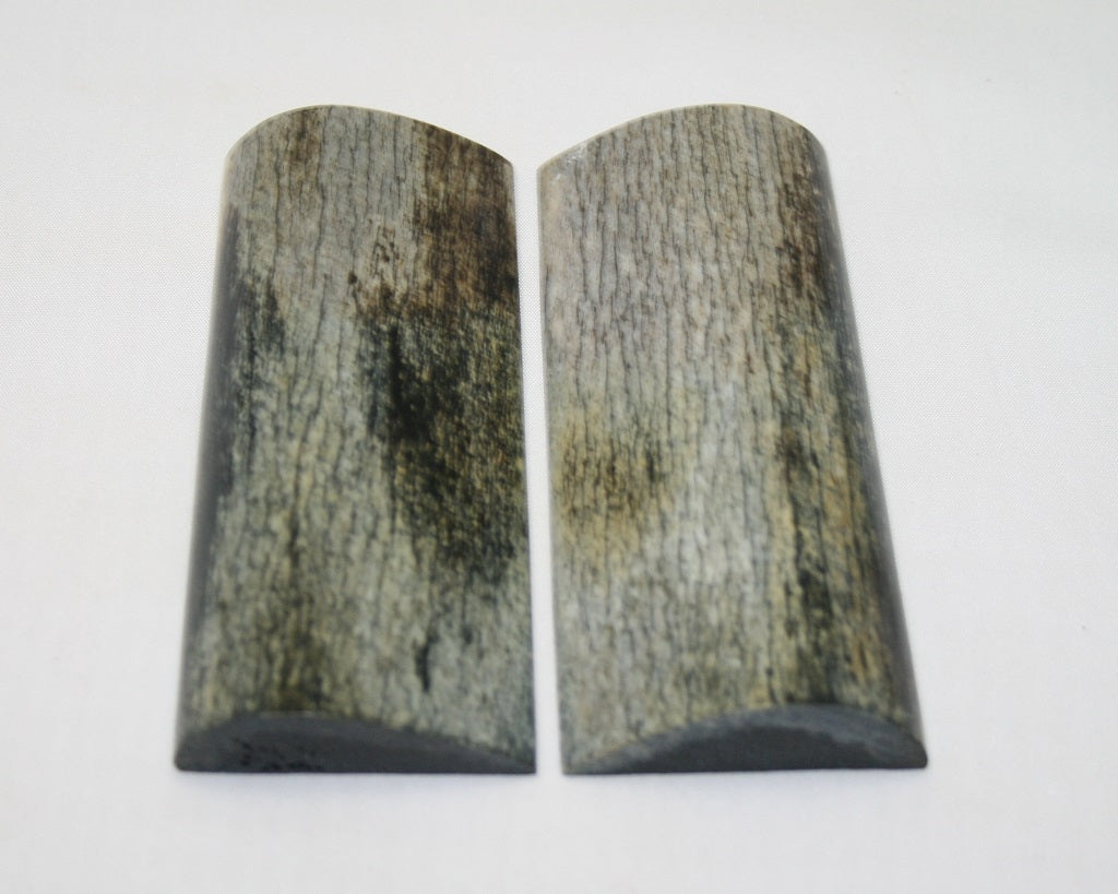 NB104MJ166  Giraffe Bone Scales