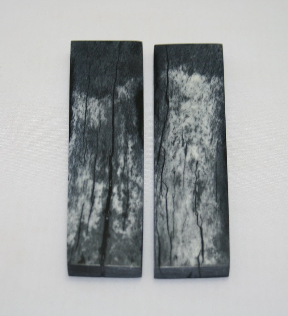 NB104MJ174 Giraffe Bone Scales