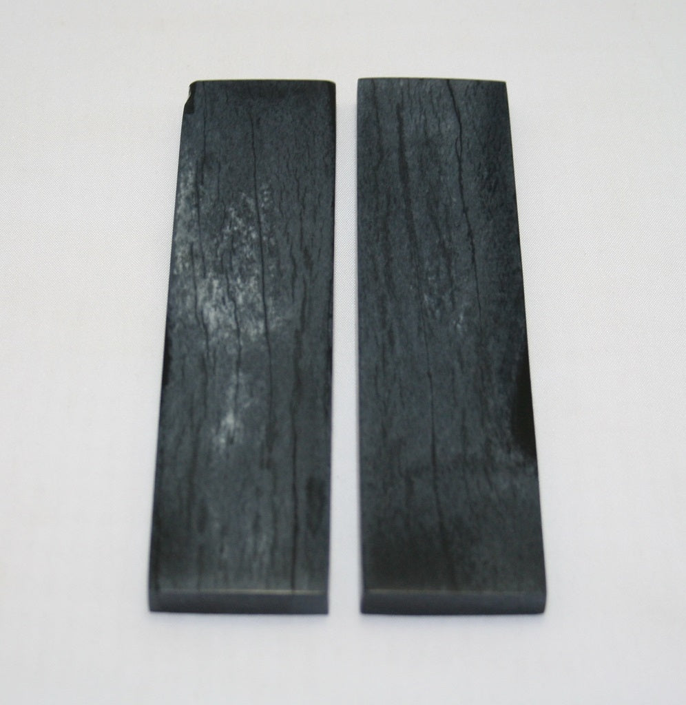 NB104MJ181  Giraffe Bone Scales