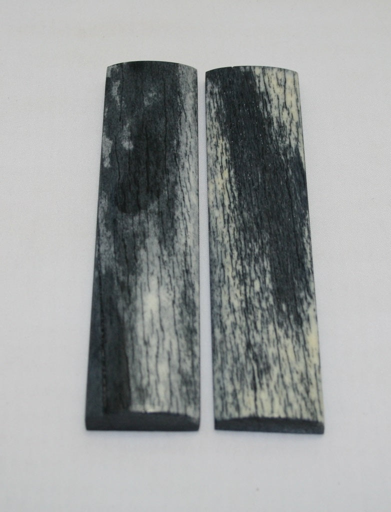 NB104MJ190  Giraffe Bone Scales