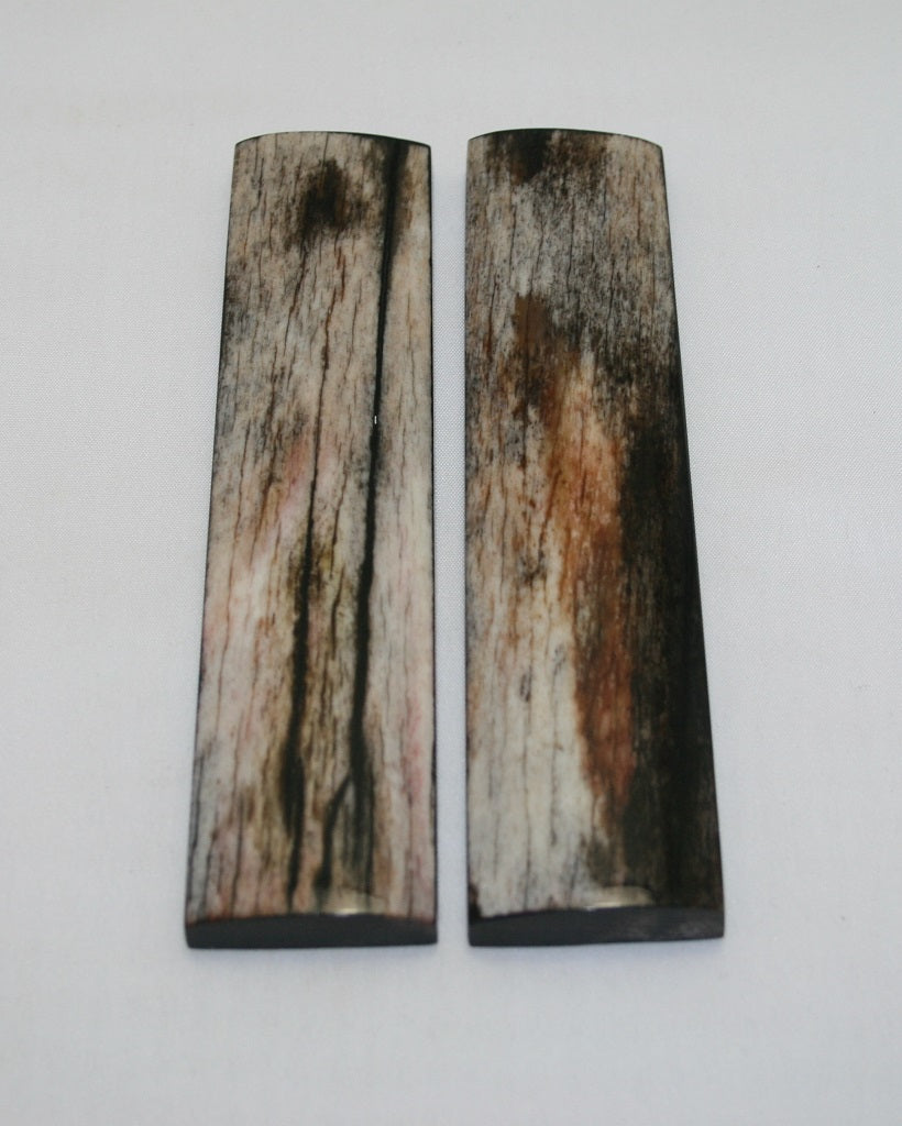 NB104MJ193  Giraffe Bone Scales