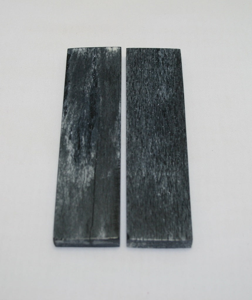 NB104MJ195  Giraffe Bone Scales